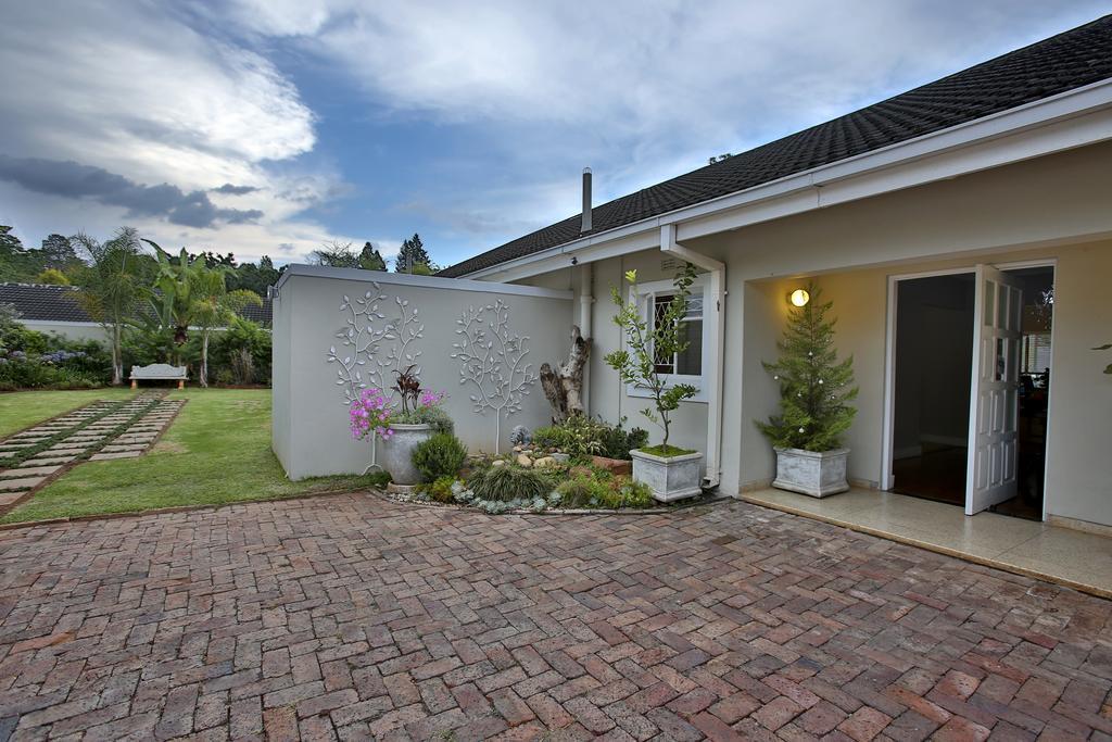 Willow Lodge Rolf Valley Rum bild